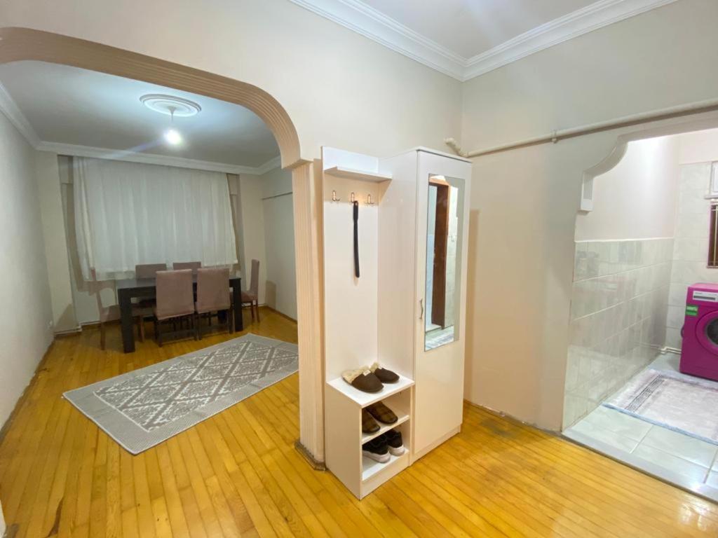 2 Bedrooms Central Area Located Appartment 2 Floor Istanbul Exterior photo