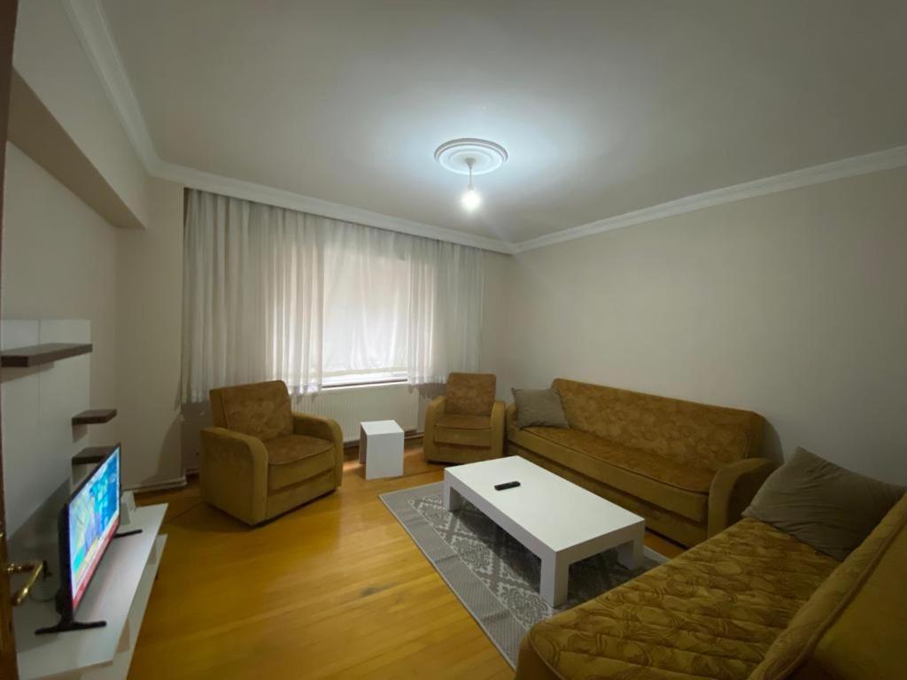 2 Bedrooms Central Area Located Appartment 2 Floor Istanbul Exterior photo
